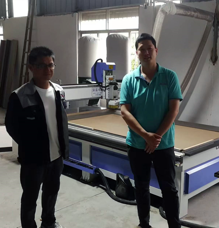 廣西1325木工數(shù)控雕刻機(jī)