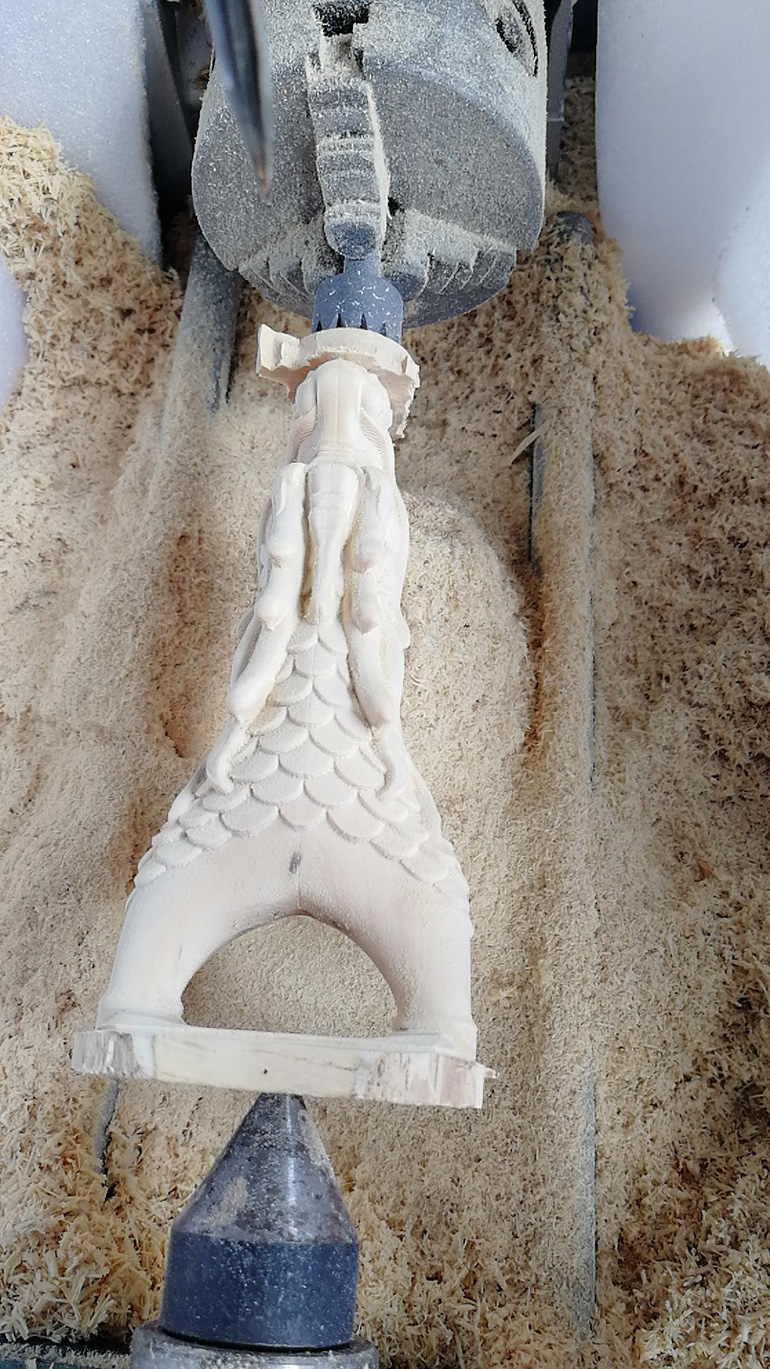 木工雕刻機(jī)與手工雕刻有什么區(qū)別?(圖3) 木工雕刻機(jī)與手工雕刻有什么區(qū)別?(圖3)